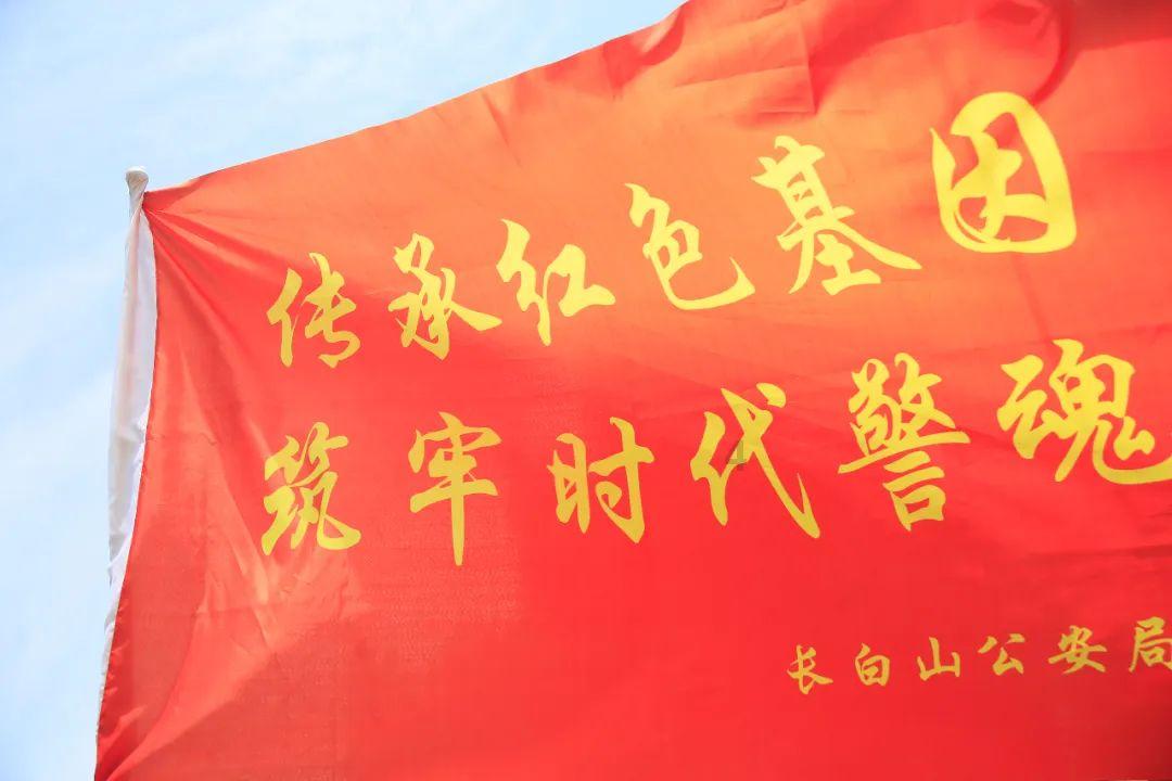 中国口腔产业(08406)完成发行1亿股新股份